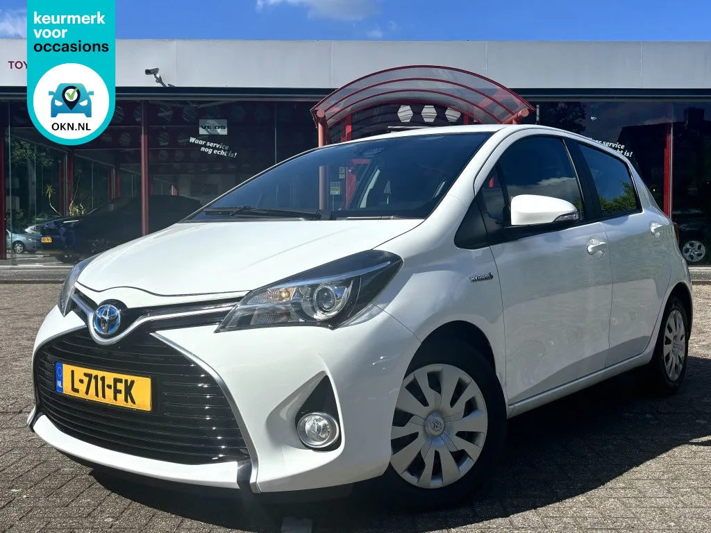 Toyota Yaris (2016) — foto 1